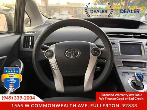 Used 2014 Toyota Prius Two image 28
