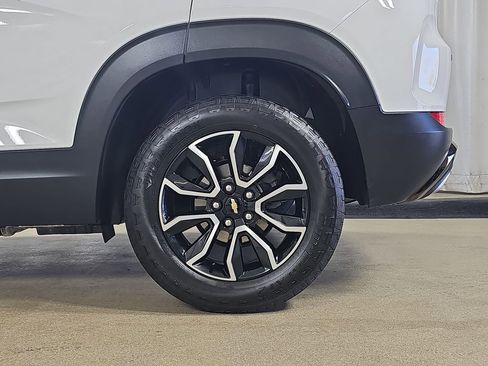 Used 2023 Chevrolet TrailBlazer ACTIV FWD image 37