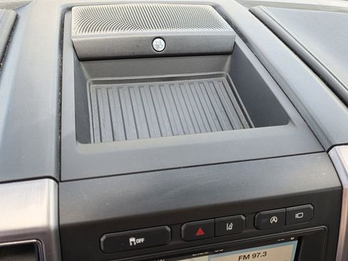 Used 2019 Ford Expedition Platinum image 21