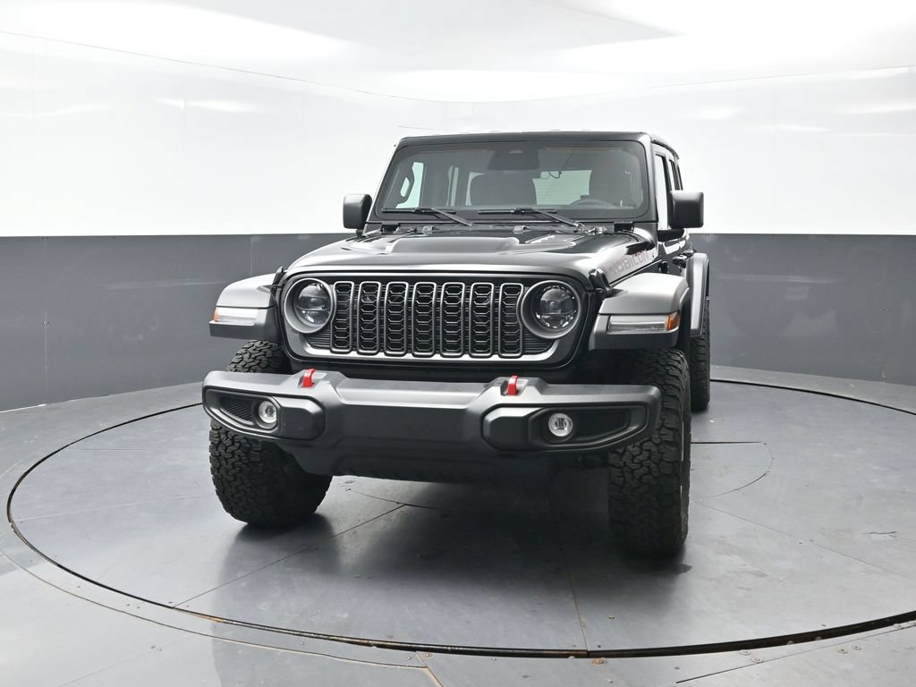 Used 2025 Jeep Wrangler Unlimited Rubicon AWD/4WD image 5