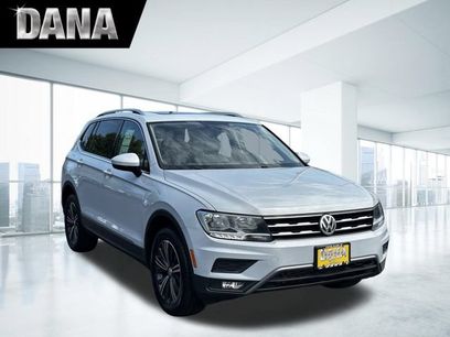 Used 2018 Volkswagen Tiguan SEL