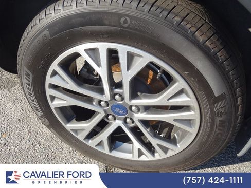 Used 2022 Ford Escape SEL w/ Technology Package AWD/4WD image 14
