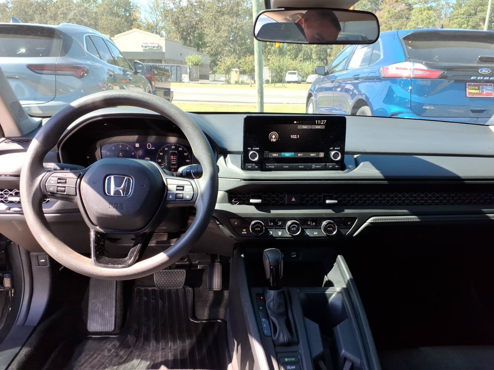 Used 2023 Honda Accord EX image 11