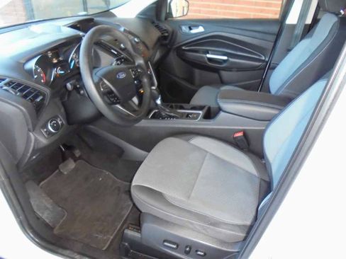 Used 2017 Ford Escape SE AWD/4WD image 7