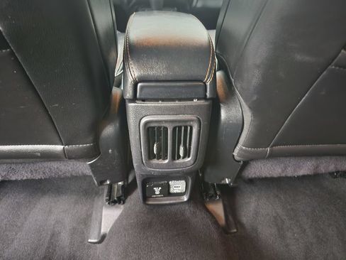 Used 2019 Jeep Compass Limited AWD/4WD image 25