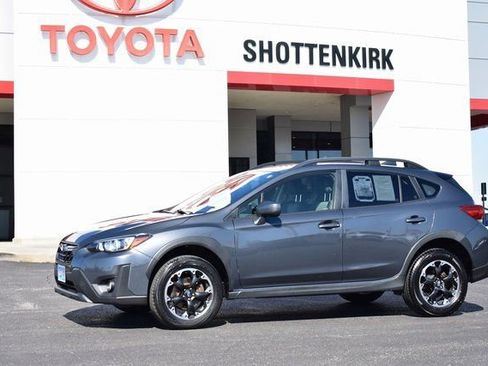 Used 2021 Subaru Crosstrek 2.0i Premium image 1