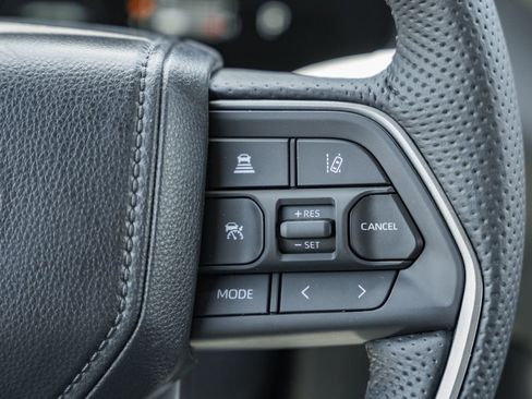 New 2026 Toyota Tundra Limited AWD/4WD image 31