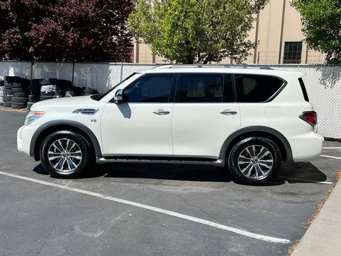 Used 2017 Nissan Armada SL w/ Technology Package image 4