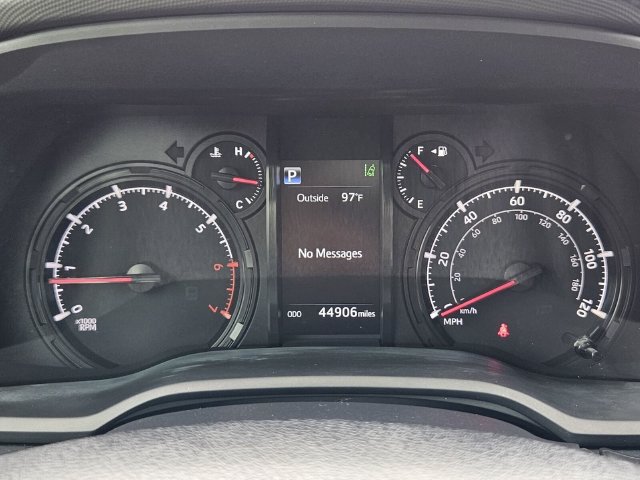 Used 2022 Toyota 4Runner Trail Special Edition AWD/4WD image 32