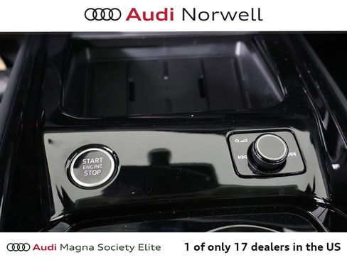 New 2026 Audi Q3 quattro 2.0T AWD/4WD image 3