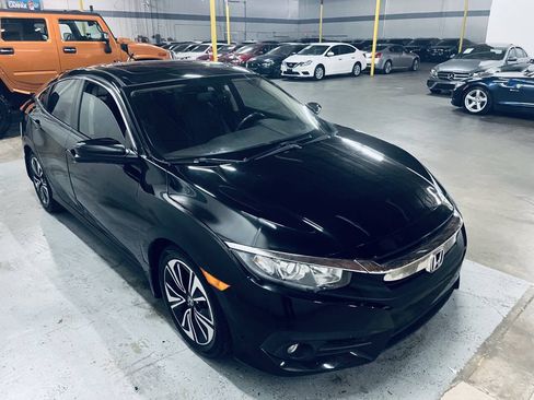 Used 2017 Honda Civic EX-L image 11