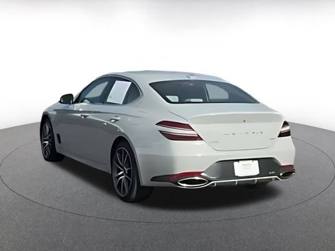 Used 2025 Genesis G70 2.5T image 15