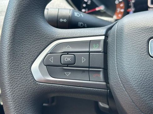 Used 2025 Jeep Compass Sport AWD/4WD image 12
