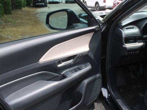 Used 2024 Toyota Grand Highlander AWD Hybrid image 20