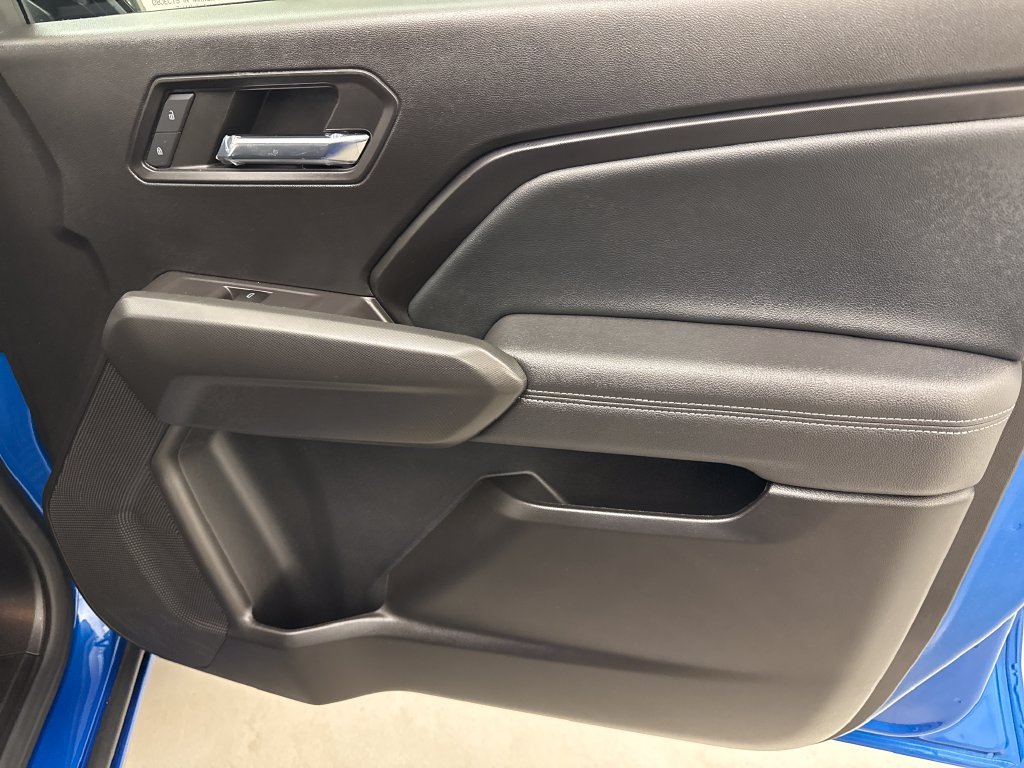 Used 2023 Chevrolet Colorado LT w/ LT Convenience Package III AWD/4WD image 27