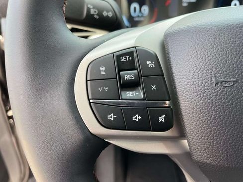 New 2026 Ford Explorer Active AWD/4WD image 27