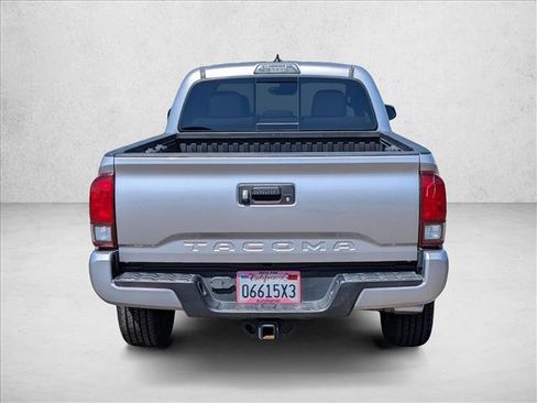 Used 2018 Toyota Tacoma TRD Sport RWD image 7