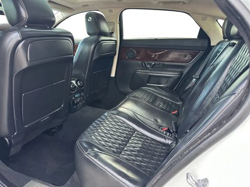 Used 2016 Jaguar XJ L Portfolio RWD image 16