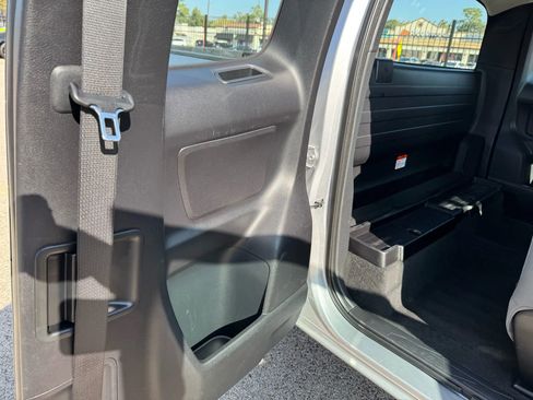 Used 2016 Toyota Tacoma 2WD Access Cab image 24