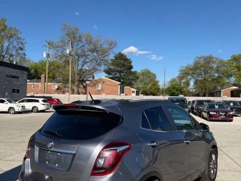 Used 2019 Buick Encore Sport Touring AWD/4WD image 7