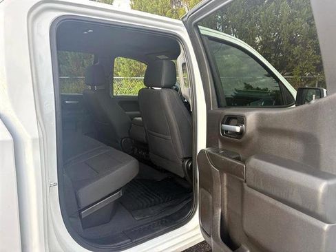 Used 2019 Chevrolet Silverado 1500 LT w/ All-Star Edition image 44