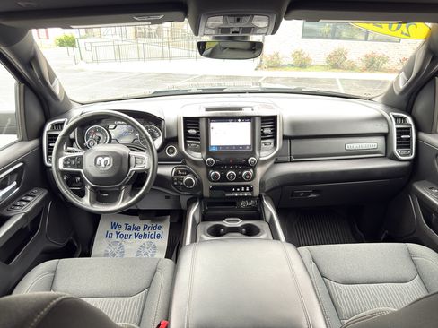 Used 2022 RAM 1500 Big Horn AWD/4WD image 27