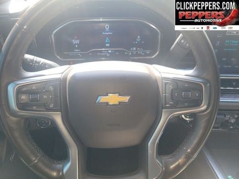 Used 2024 Chevrolet Silverado 2500 LTZ w/ LTZ Convenience Package AWD/4WD image 18