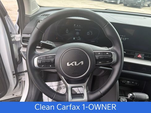 Certified 2023 Kia Sportage EX image 12