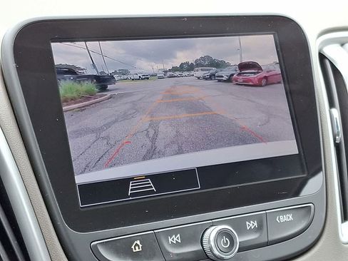 Used 2023 Chevrolet Malibu LT FWD image 20