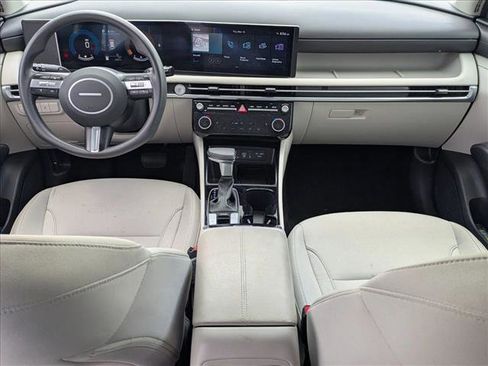 Used 2025 Hyundai Tucson SEL image 16