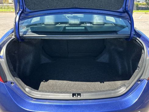 Used 2017 Toyota Corolla XSE image 20