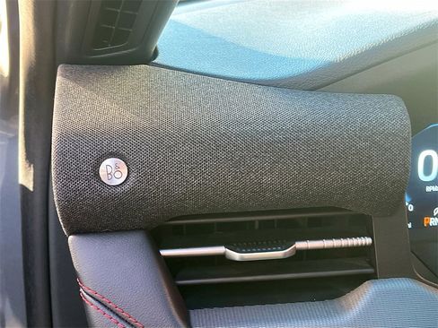 Used 2025 Ford Explorer ST image 19