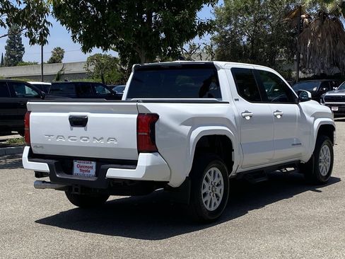 Used 2026 Toyota Tacoma SR5 AWD/4WD image 35