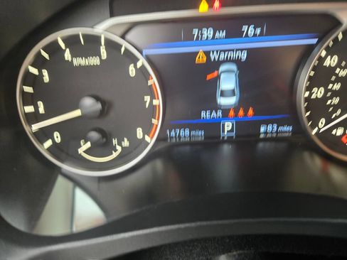 Used 2025 Nissan Altima 2.5 SR AWD/4WD image 10
