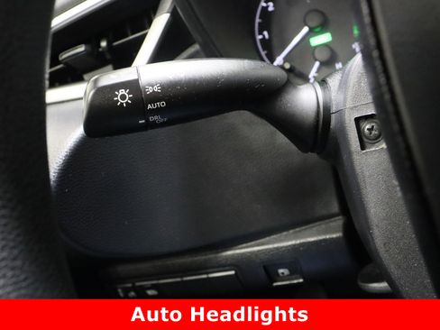 Certified 2024 Toyota Corolla LE image 22