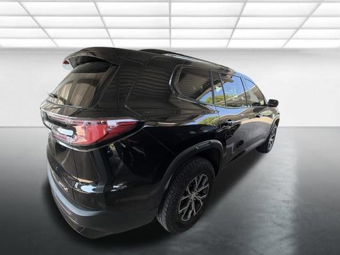 Used 2024 GMC Acadia AT4 w/ Luxury Package AWD/4WD image 2