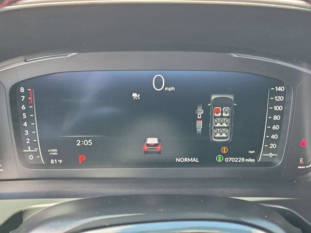 Used 2025 Honda Pilot Black Edition image 11