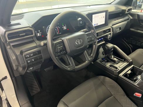Used 2024 Toyota Tacoma SR image 11