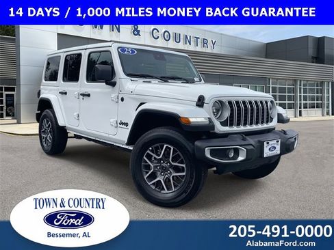 Used 2025 Jeep Wrangler Sahara image 1
