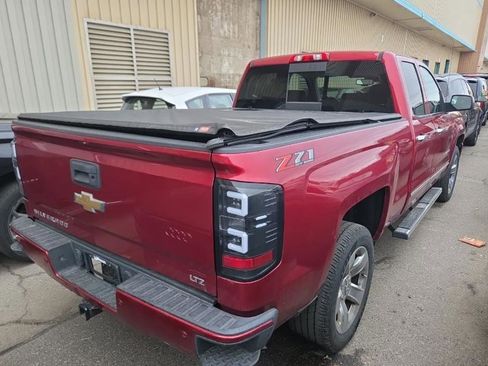 Used 2018 Chevrolet Silverado 1500 LTZ Z71 w/ LTZ Plus Package AWD/4WD image 4