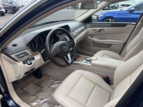 Used 2014 Mercedes-Benz E 350 4MATIC Sedan image 15