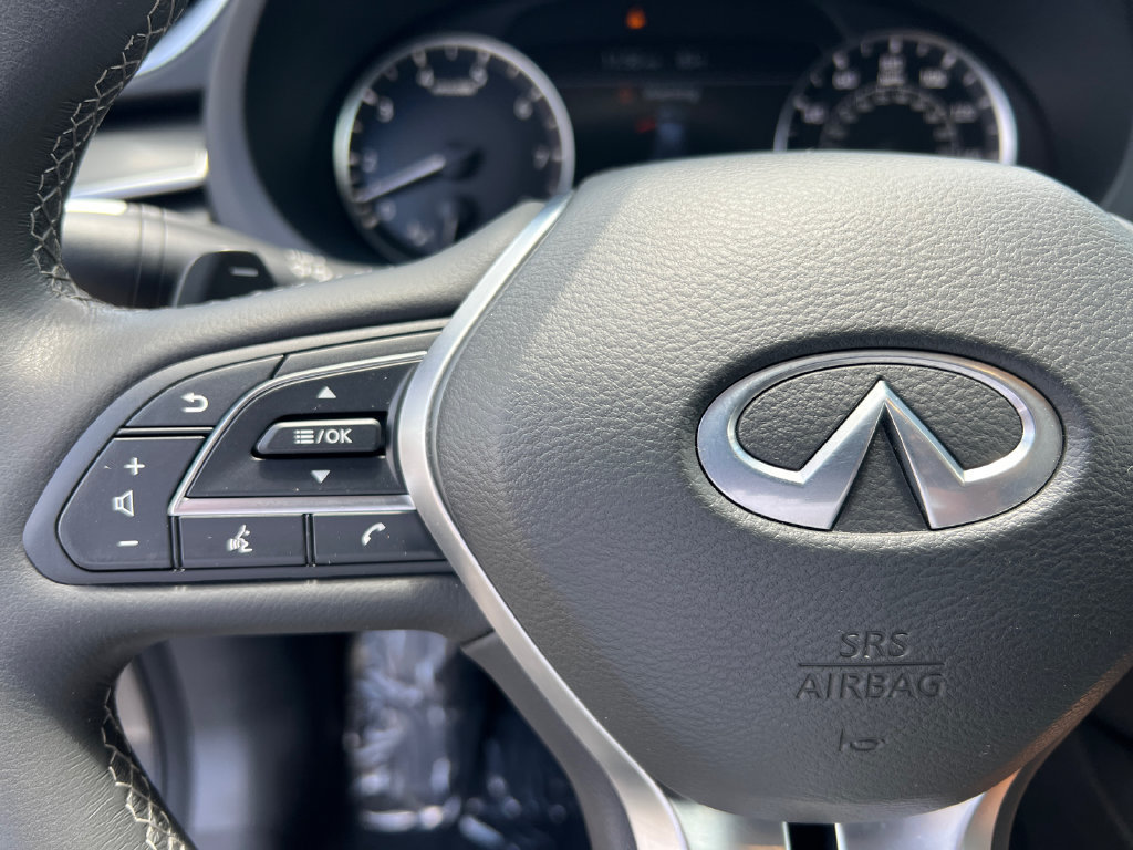 Used 2025 INFINITI QX50 Luxe AWD/4WD image 28