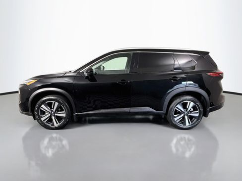Used 2024 Nissan Rogue SL FWD image 6