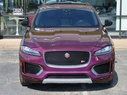 Used 2020 Jaguar F-PACE S image 4