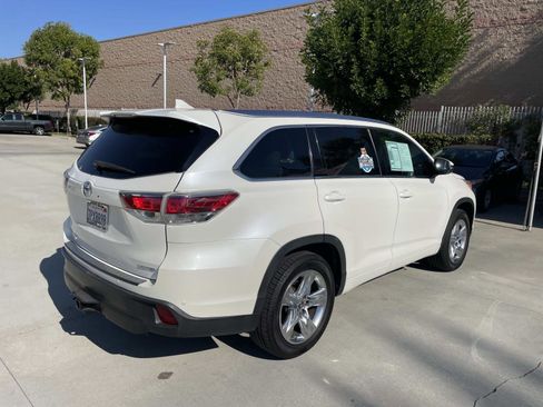 Used 2016 Toyota Highlander Limited image 27