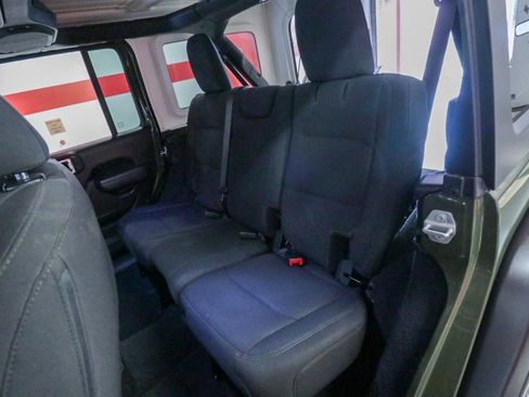 Used 2021 Jeep Wrangler Unlimited Sport image 13