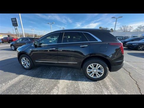 Used 2022 Cadillac XT5 Premium Luxury image 5