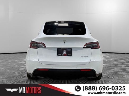 Used 2021 Tesla Model Y Long Range image 4