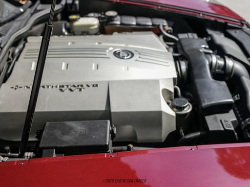 Used 2006 Cadillac XLR RWD image 25