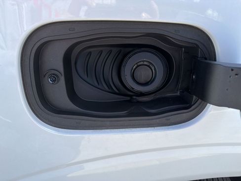 New 2026 Volvo XC60 B5 Ultra w/ Protection Package Premier image 11